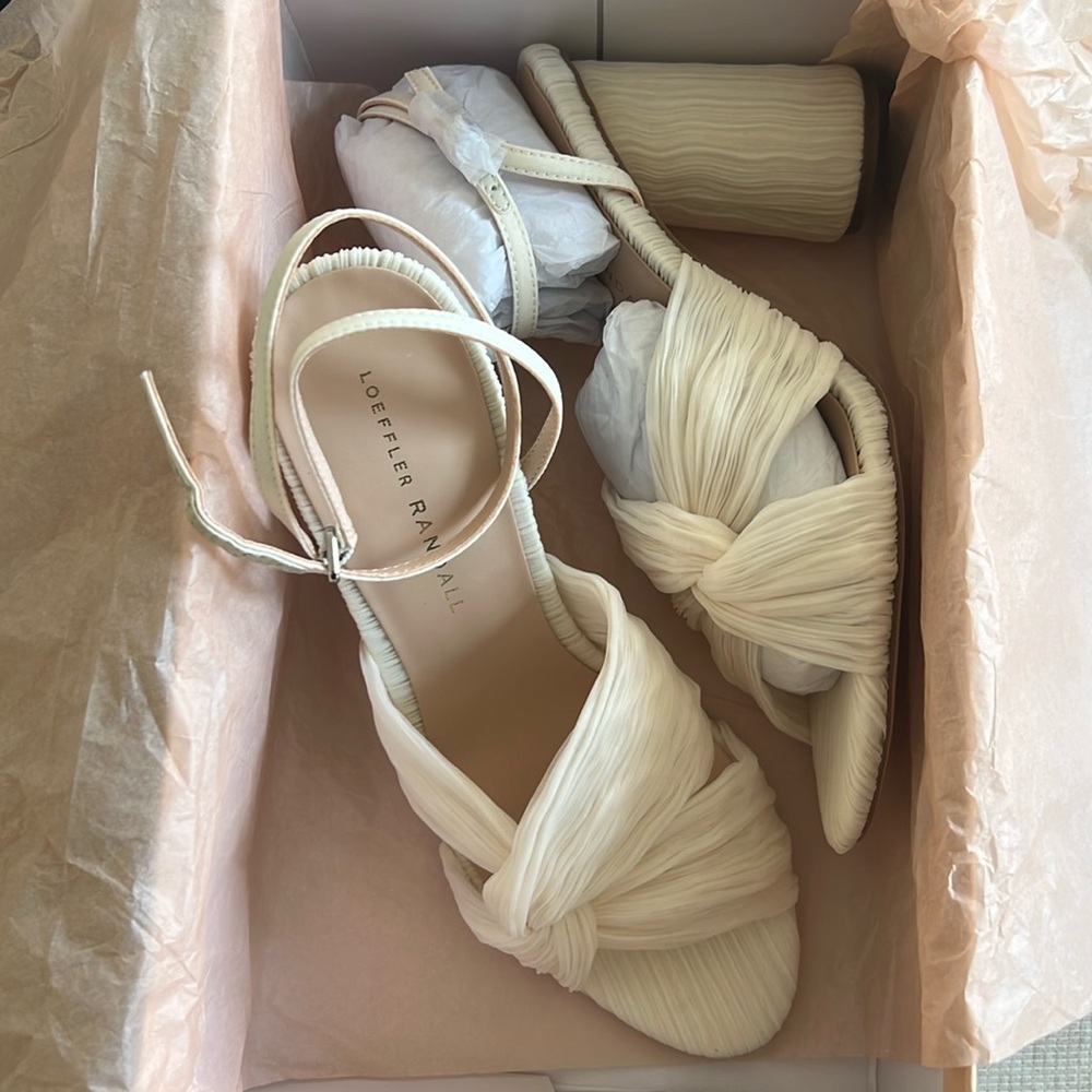 NWT Loeffler Randall Reed Heel